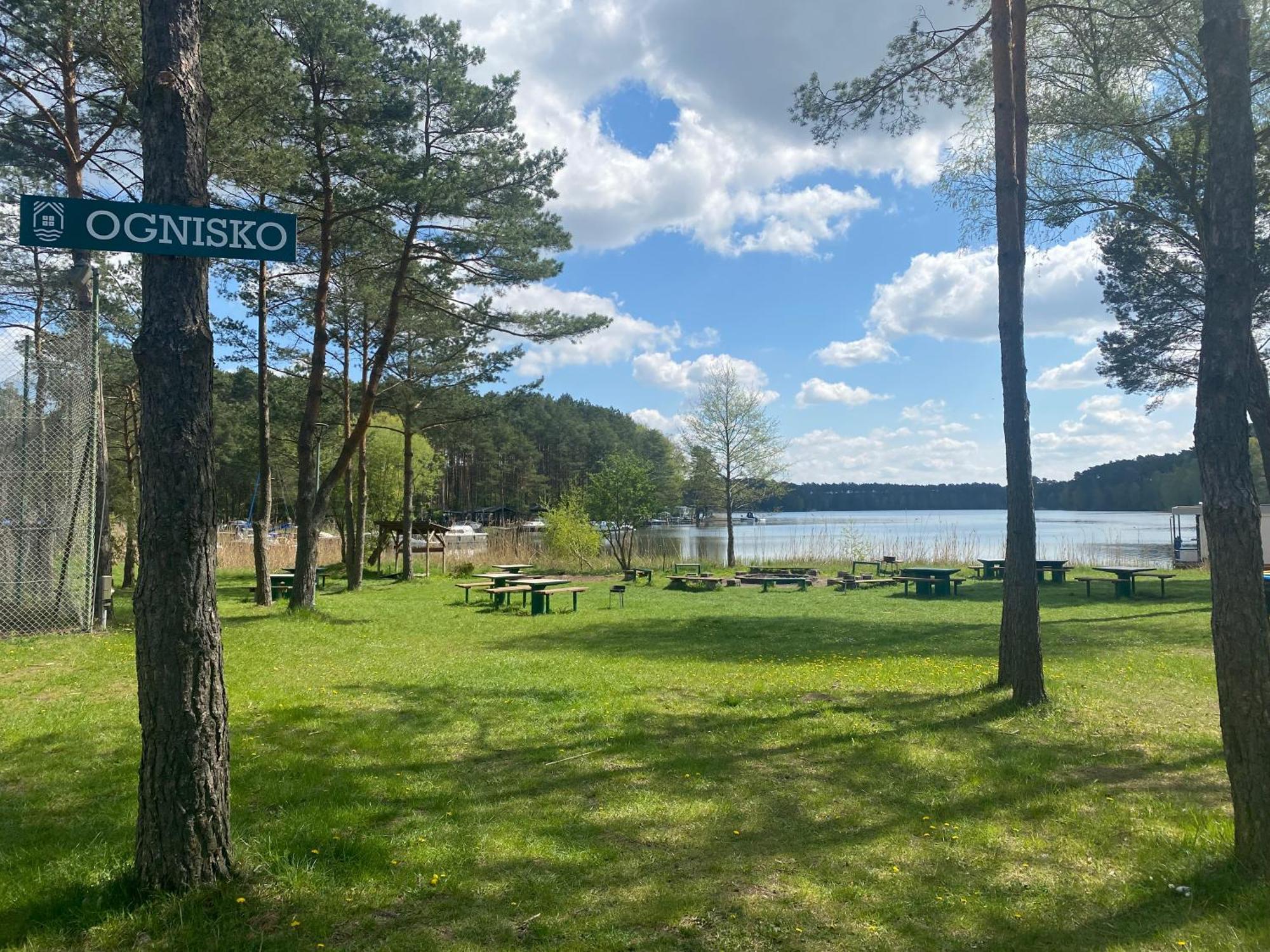 Osrodek Wypoczynkowy "Julia" W Samociazku Hotel Samociążek Exterior foto