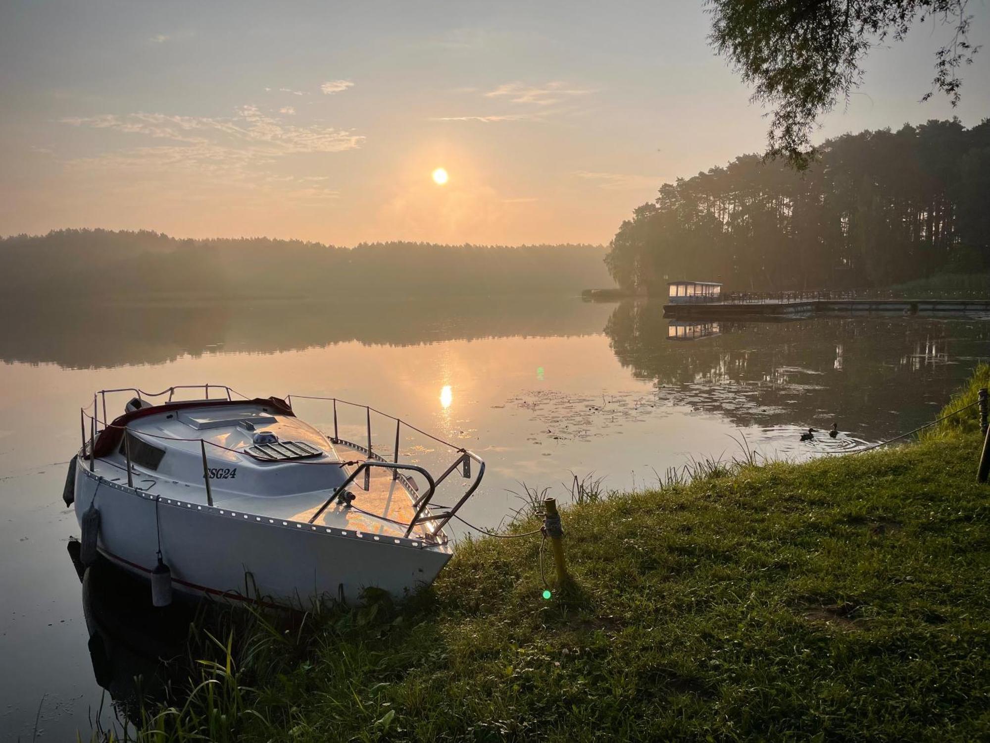 Osrodek Wypoczynkowy "Julia" W Samociazku Hotel Samociążek Exterior foto